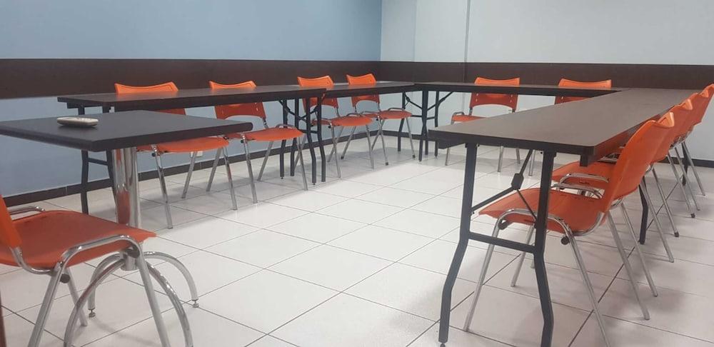 Hotel Dan Inn Sao Carlos By Nacional Inn Εξωτερικό φωτογραφία