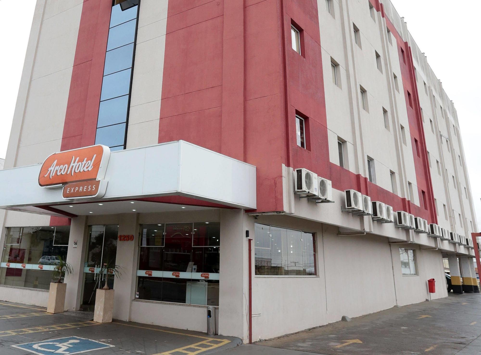 Hotel Dan Inn Sao Carlos By Nacional Inn Εξωτερικό φωτογραφία
